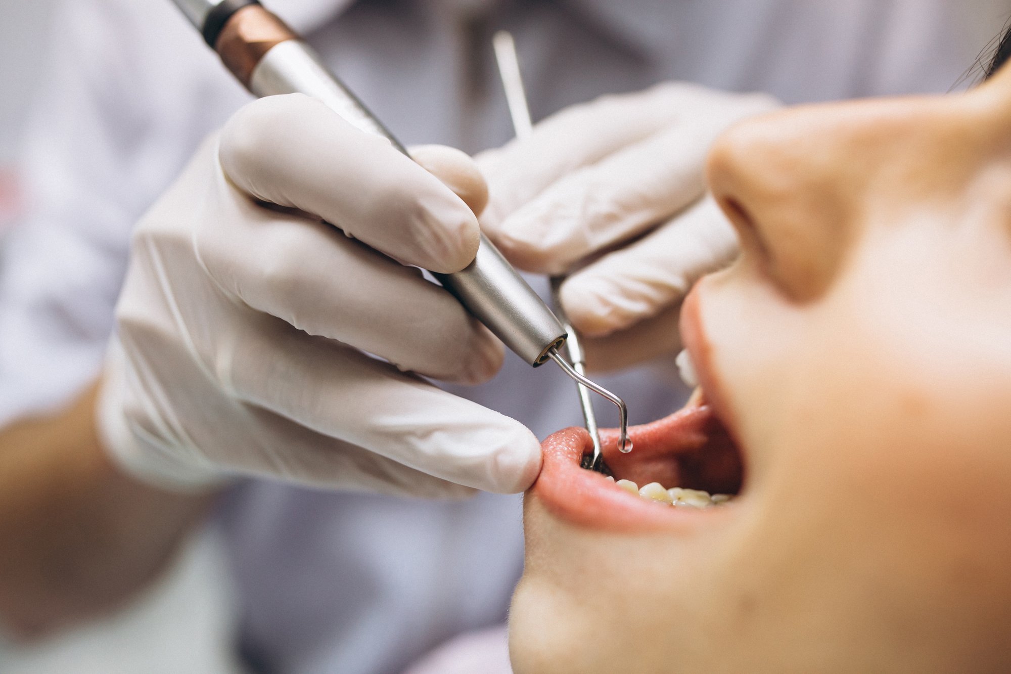 woman-patient-dentist